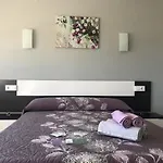 Pensión Dukes 3*