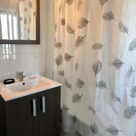 Dukes Guest house 3*